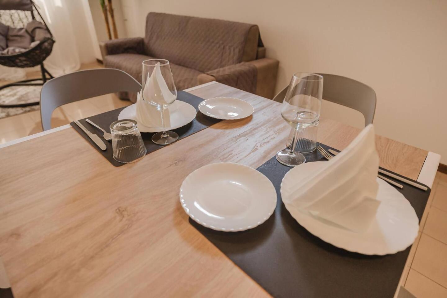 Apartamento Unico 8 A 700mt Dalla Stazione *